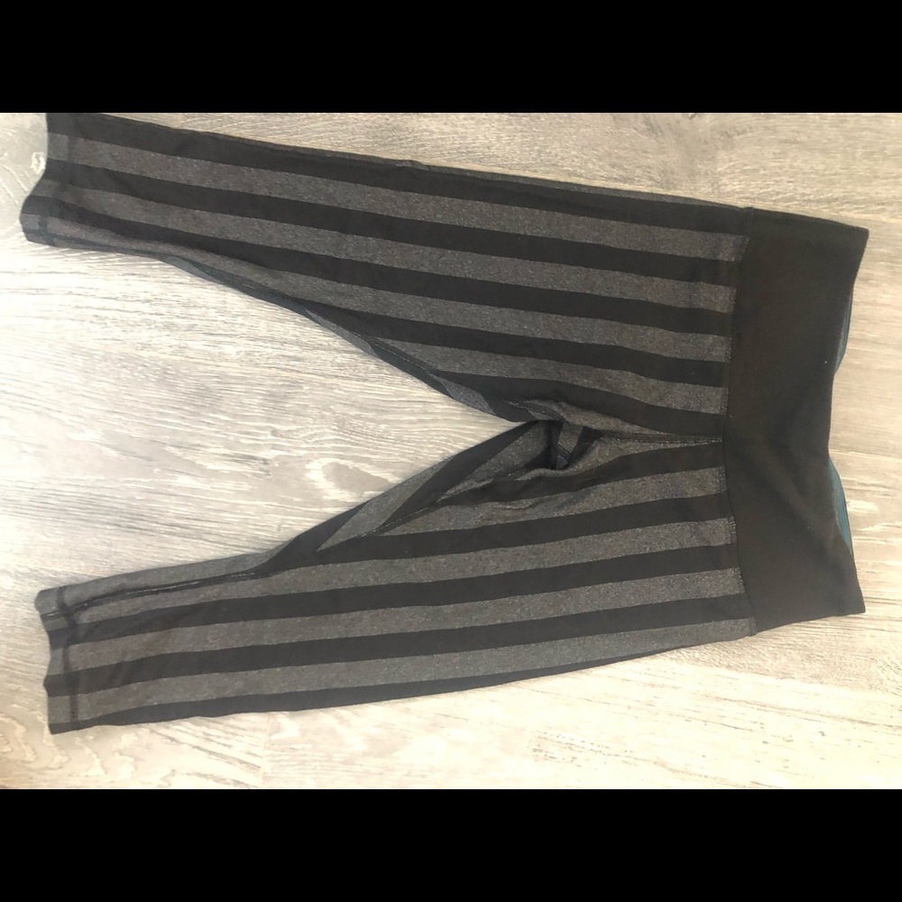 LULULEMON ATHLETICA: Wunder Under Crop || sz 6
